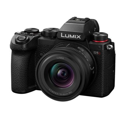 Panasonic Lumix DC-S5D + LUMIX S 18-40mm Zoom Lens S-R1840E (DC-S5DNE-K)